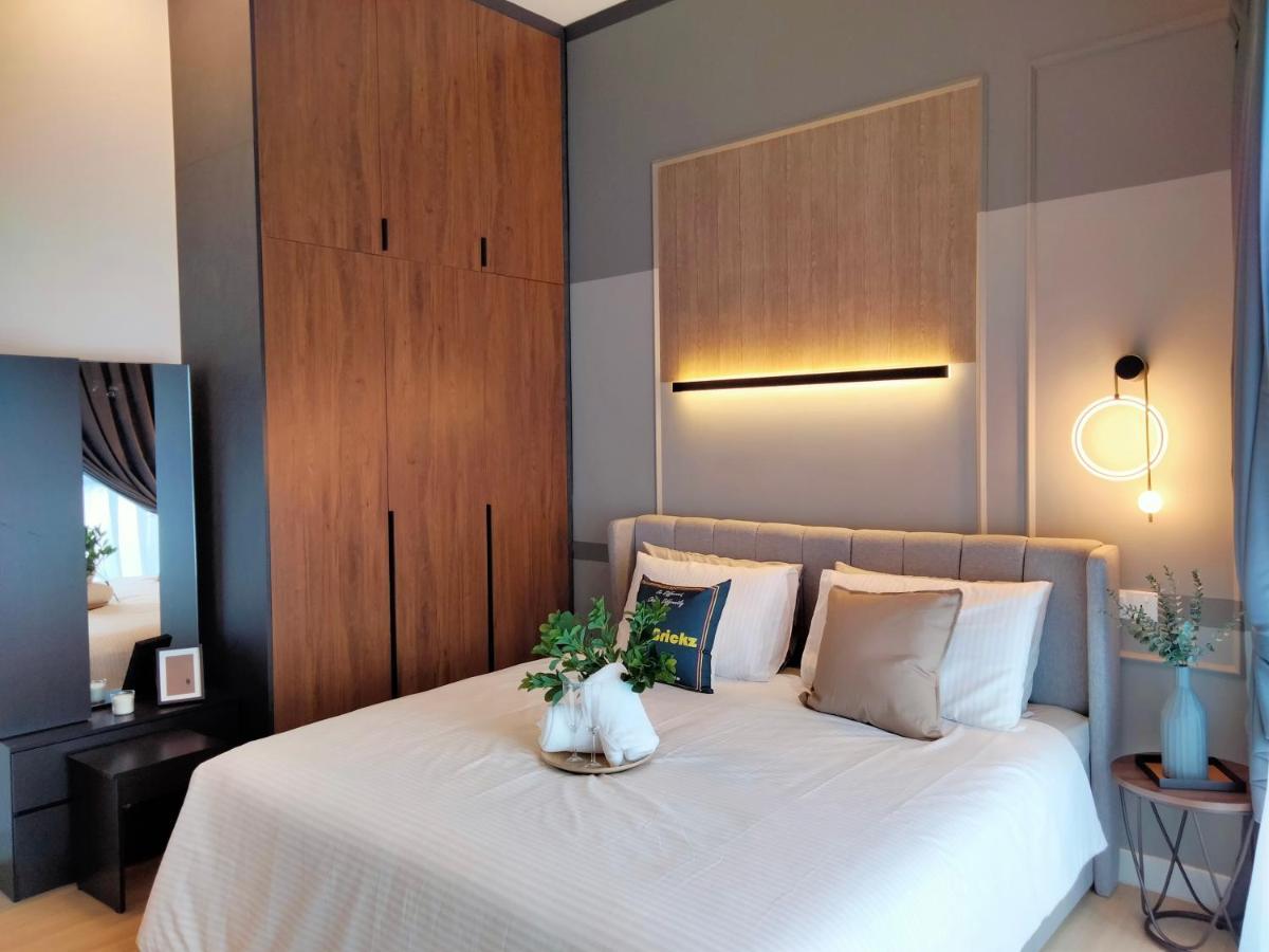 Continew Residence By Homebrickz Kuala Lumpur Esterno foto